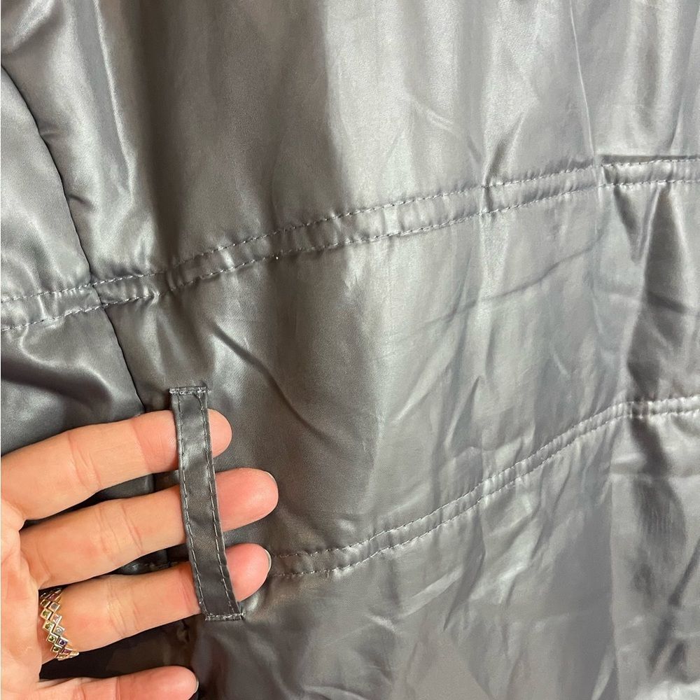 Boy Meets Girl Gray & Black Quilted Jacket - medium - Picture 7 of 8